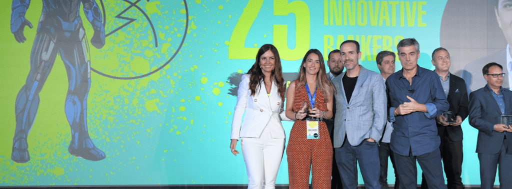Bancamía recibe reconocimiento de Fintech Américas en Miami Florida
