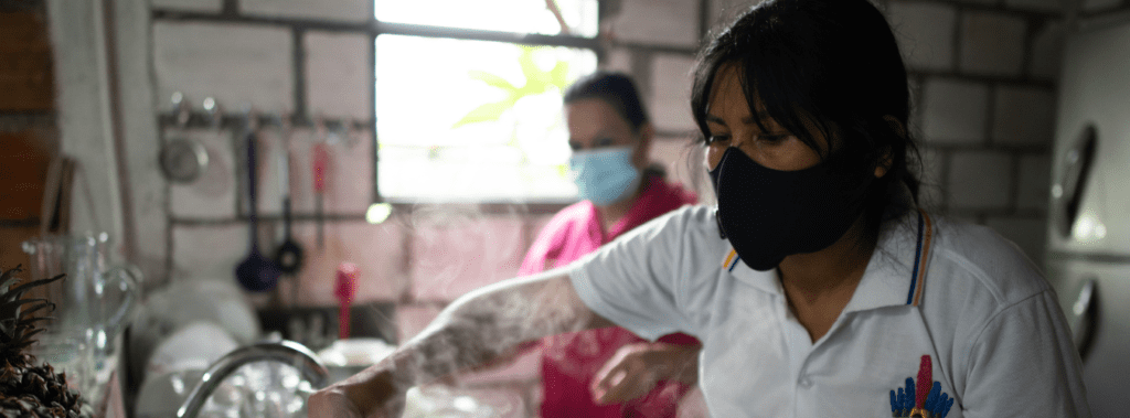 La emprendedora indígena que rescata las raíces gastronómicas de su comunidad en Caquetá